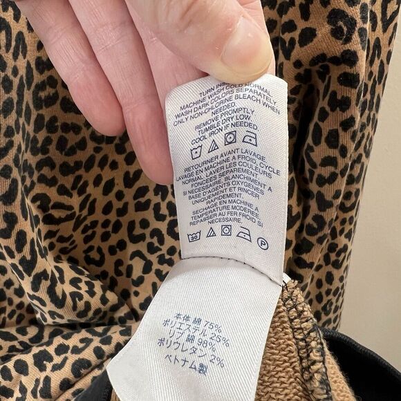 Lands End Womens Leopard Print Sweatshirt Size L Brown Black Multi Tone Classic - Picture 5 of 8